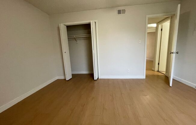1 bed, 1 bath, 700 sqft, $999, Unit ELP2200-105