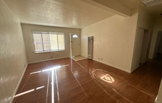 3 beds, 1 bath, $1,100