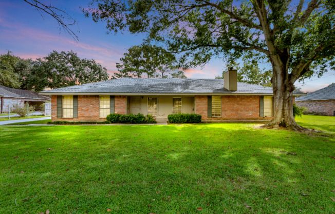 130 HUGGINS RD