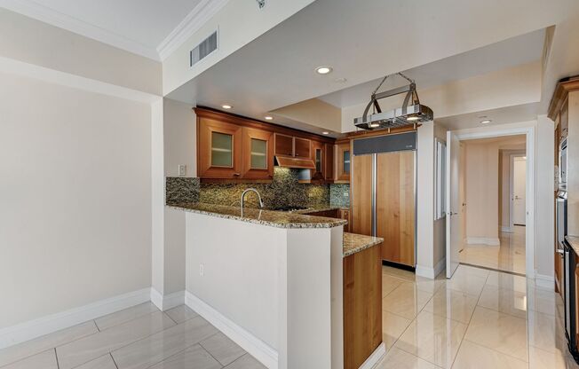 2 beds, 2 baths, $3,450, Unit # 603