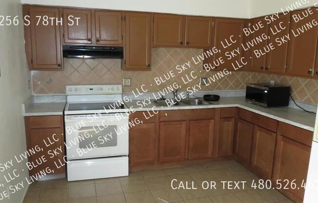 1256 S 78 ST