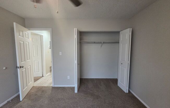 2 beds, 1 bath, 875 sqft, $1,159, Unit 705 #7