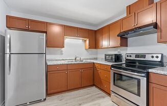 555-565 N Kent St