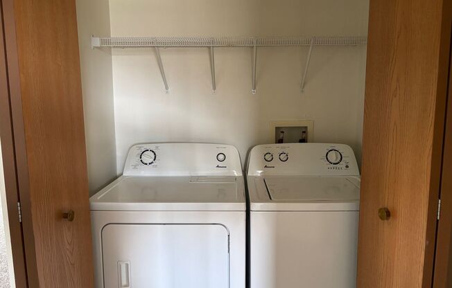 2 beds, 1 bath, $1,225, Unit 2409-10
