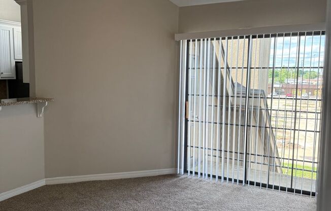 Stylish 1-Bed Retreat with Vaulted Ceilings – Fully Renovated & Move-In Ready