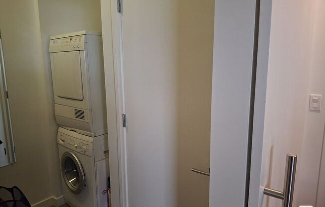 2 beds, 2 baths, 1,340 sqft, $3,900, Unit 3604