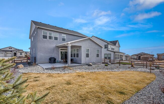 Stunning and HUGE 4BD/2.5BA in Wolf Ranch