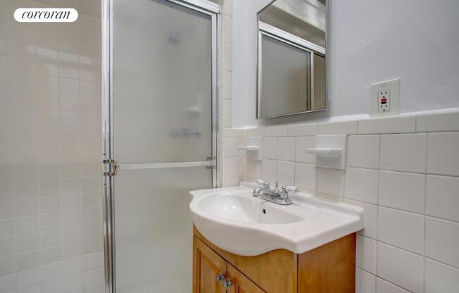 83 W WASHINGTON PLAC