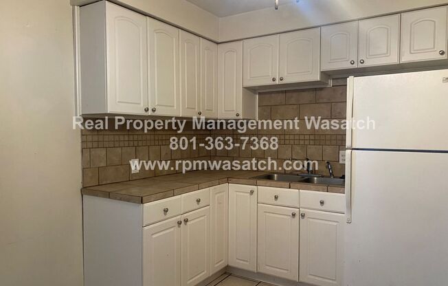 2 beds, 1 bath, 1,600 sqft, $1,500, Unit # 218