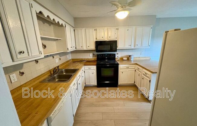 4609 GRINDING STONE DR