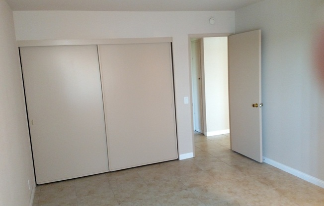 2 beds, 1.5 baths, $2,300, Unit # 30