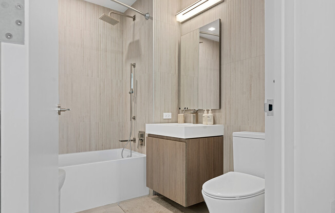 1 bed, 1 bath, $5,410, Unit 2203