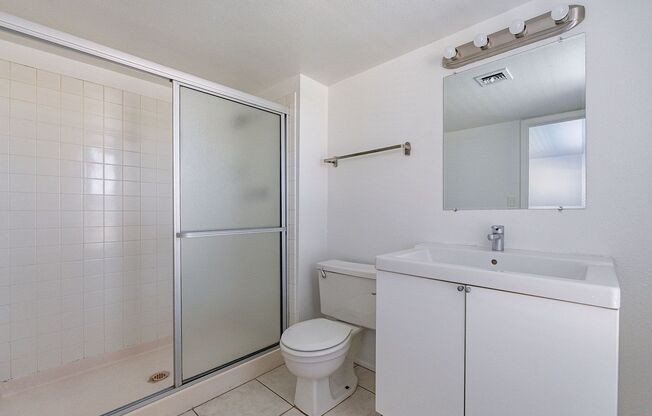 3 beds, 2.5 baths, $2,250