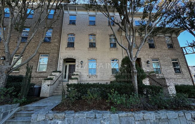 Luxurious 2 bedroom townhouse in Atlanta!