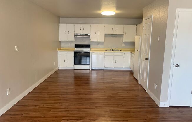 116 Camelot Ct