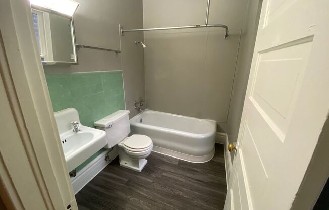 Studio, 1 bath, 262 sqft, $680, Unit 403