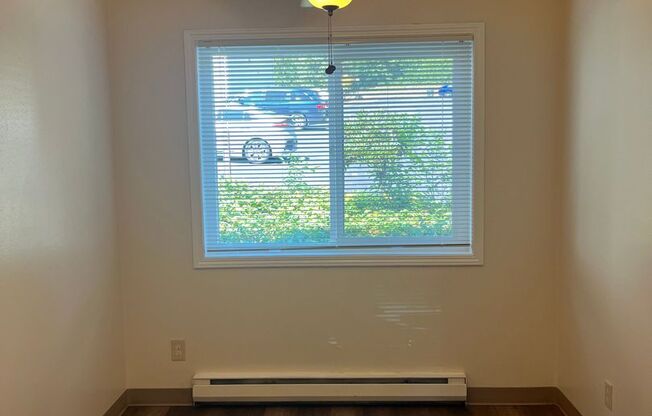 Twin Oaks Apartments