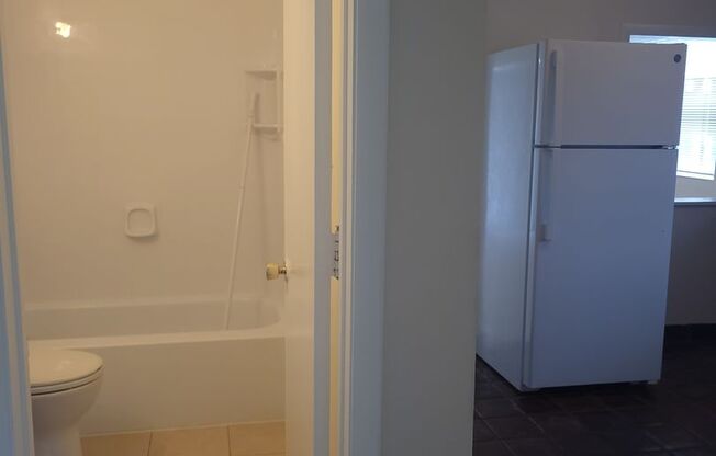 1 bed, 1 bath, $1,675, Unit 8