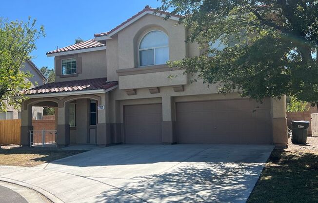 Enormous Henderson home with 5 bedrooms + loft for less than $3000!