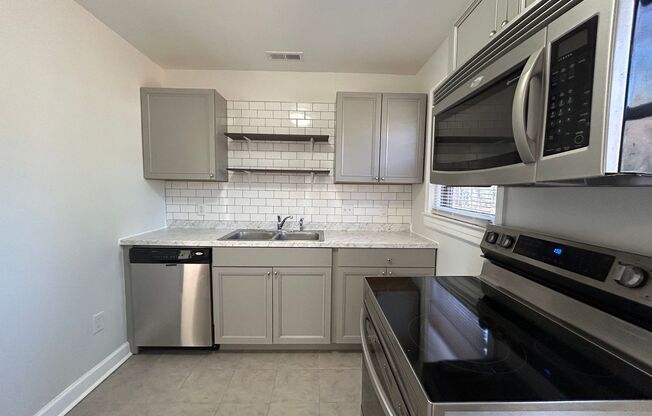 3 beds, 1 bath, $1,495