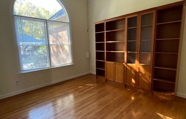 4 beds, 2 baths, $3,000