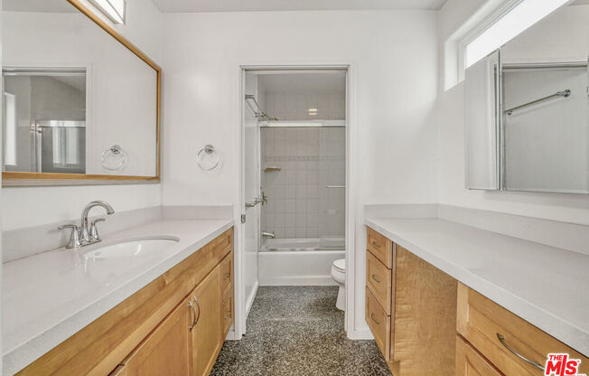 115 GALLEON ST