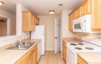 Scenic Station Apartments 2 bed kitchen