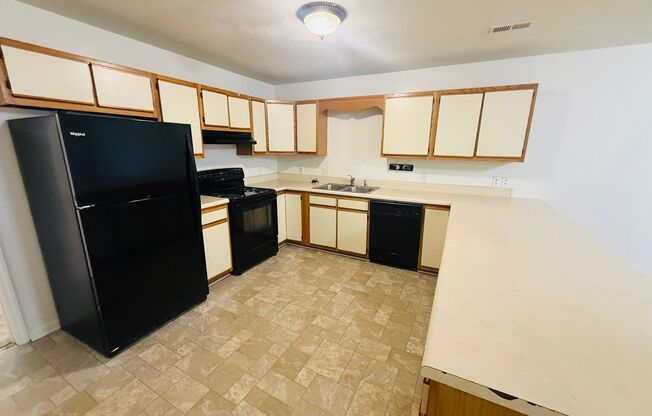 4 Bedroom 2.5 Bath Townhouse