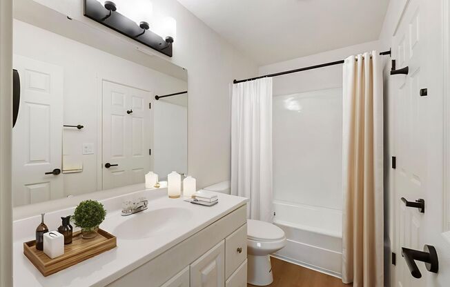 2 beds, 1 bath, 984 sqft, $1,238, Unit 16