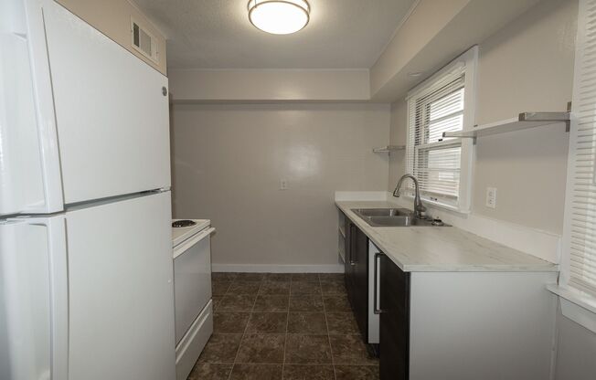 4 Bed 2 Bath House on East Campus