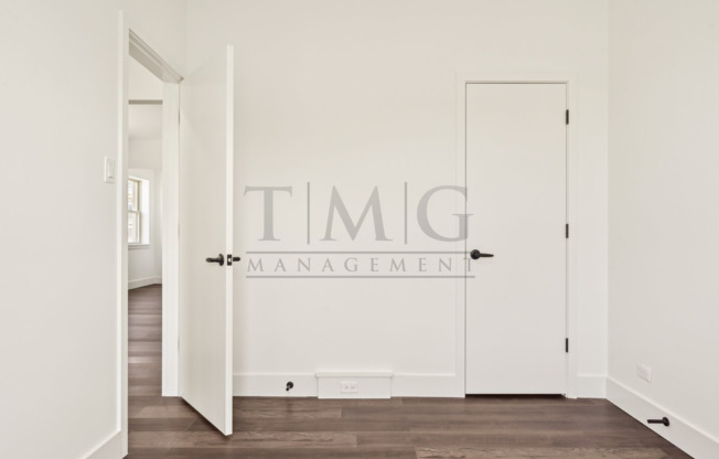 2 beds, 1 bath, $2,295, Unit 1555 - 408