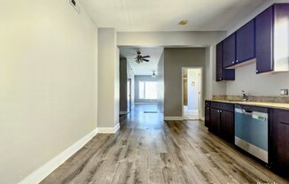 1415 E 75 ST