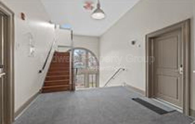 1 bed, 1 bath, 550 sqft, $950, Unit 115