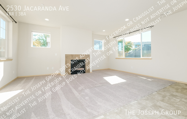 2530 JACARANDA AVE