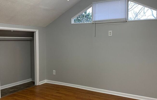 Studio, 1 bath, 409 sqft, $725