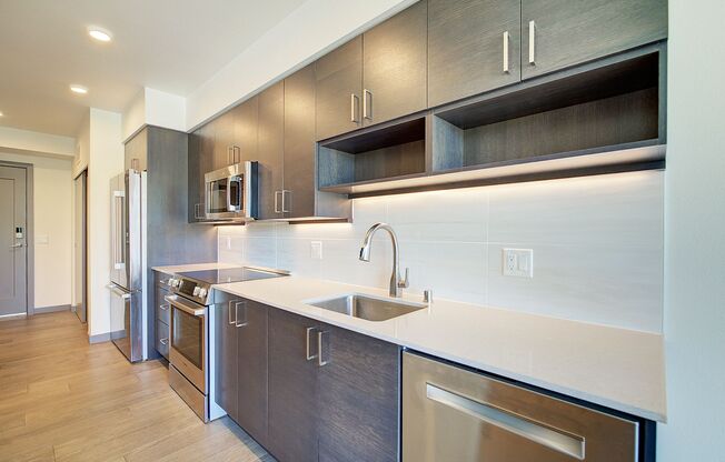 0bd/1ba Kirkland Condo