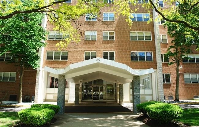 Star River Realty, LLC