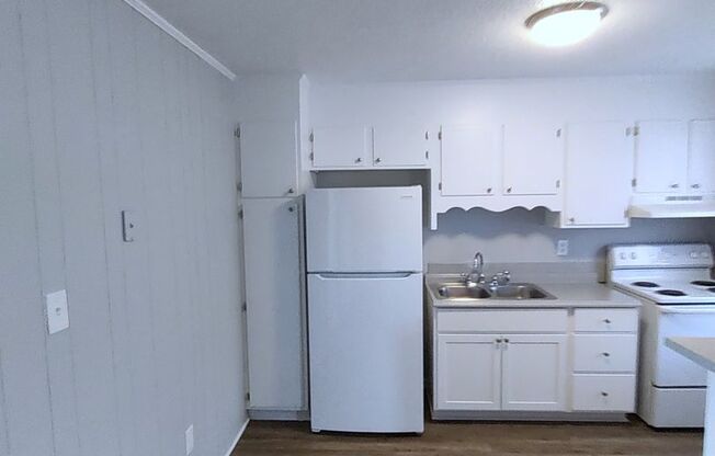 1 bed, 1 bath, 576 sqft, $750, Unit 3625-H