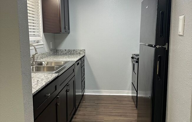 3 beds, 2 baths, 1,368 sqft, $1,249