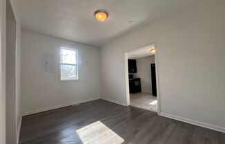 2 beds, 1 bath, $850