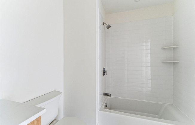 1 bed, 1 bath, 670 sqft, $3,250, Unit 406