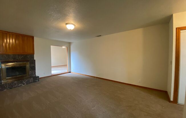 Get $200 Off Your 1st Month's Rent if Moved in by June 1st!