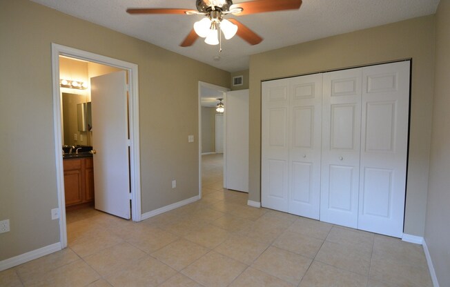 2 beds, 2 baths, $1,600, Unit # #E 109