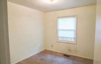 3 beds, 1 bath, $1,200