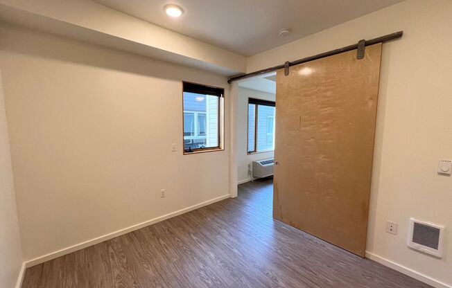 1 bed, 1 bath, 690 sqft, $1,519, Unit 304