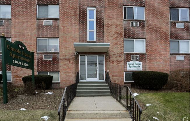 Carole House Apartments