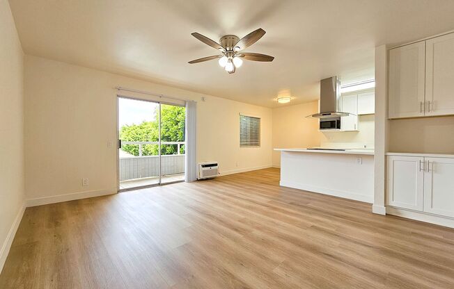 2 beds, 1 bath, 841 sqft, $2,595, Unit 26