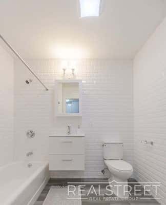 1 bed, 1 bath, $2,800, Unit 620