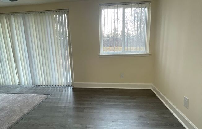 2 beds, 2 baths, 1,000 sqft, $1,950, Unit 14235 #A1