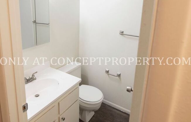 2 beds, 1 bath, 810 sqft, $1,299, Unit 95
